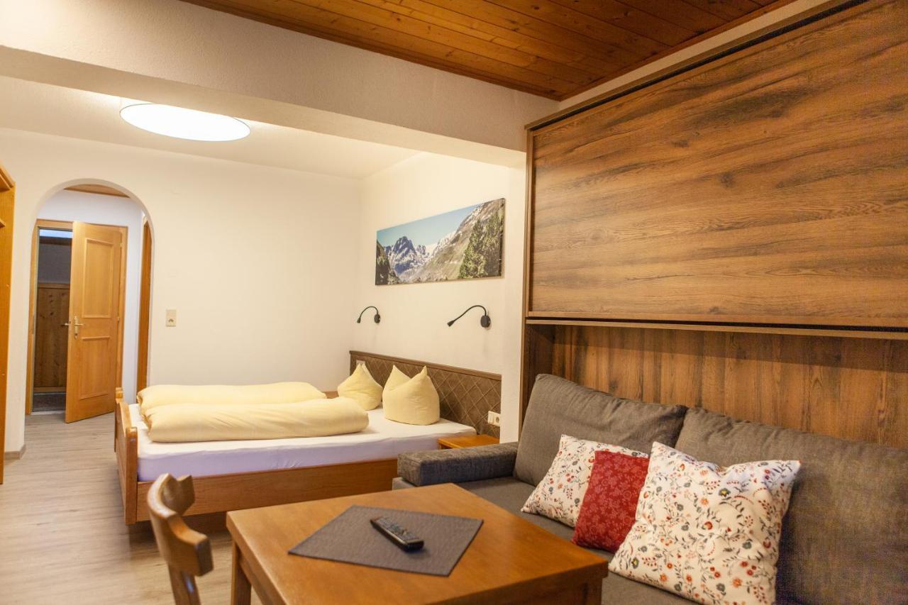 Sonnenhof - Apartments & Zimmer Kaunertal Zewnętrze zdjęcie