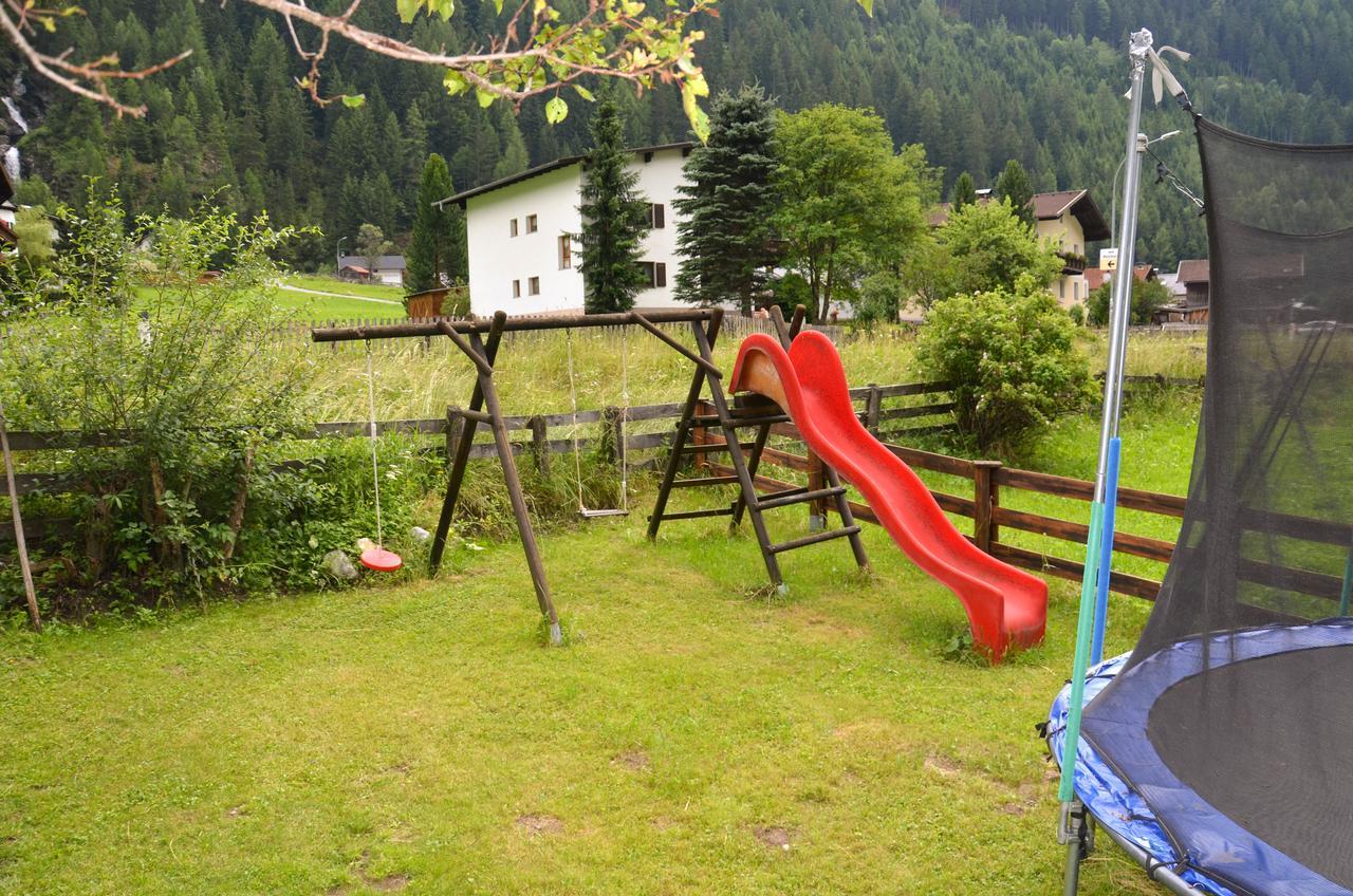 Sonnenhof - Apartments & Zimmer Kaunertal Zewnętrze zdjęcie